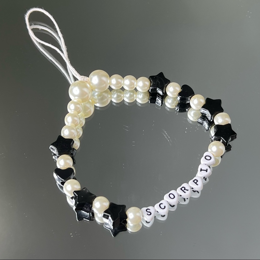 ✨Scorpio Phone Charm✨